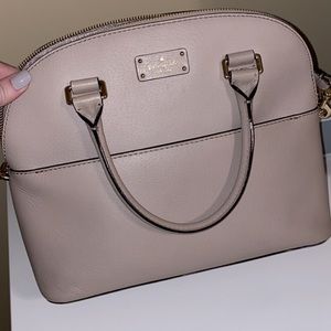 Kate Spade Carli Grove satchel in light pink!